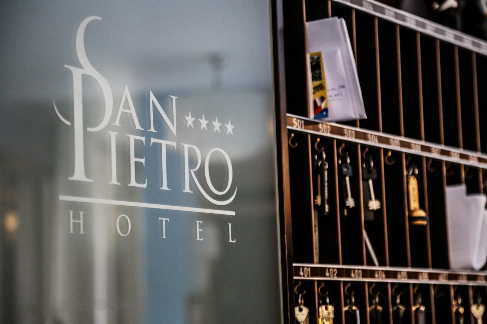 Hotel San Pietro Майорі Екстер'єр фото