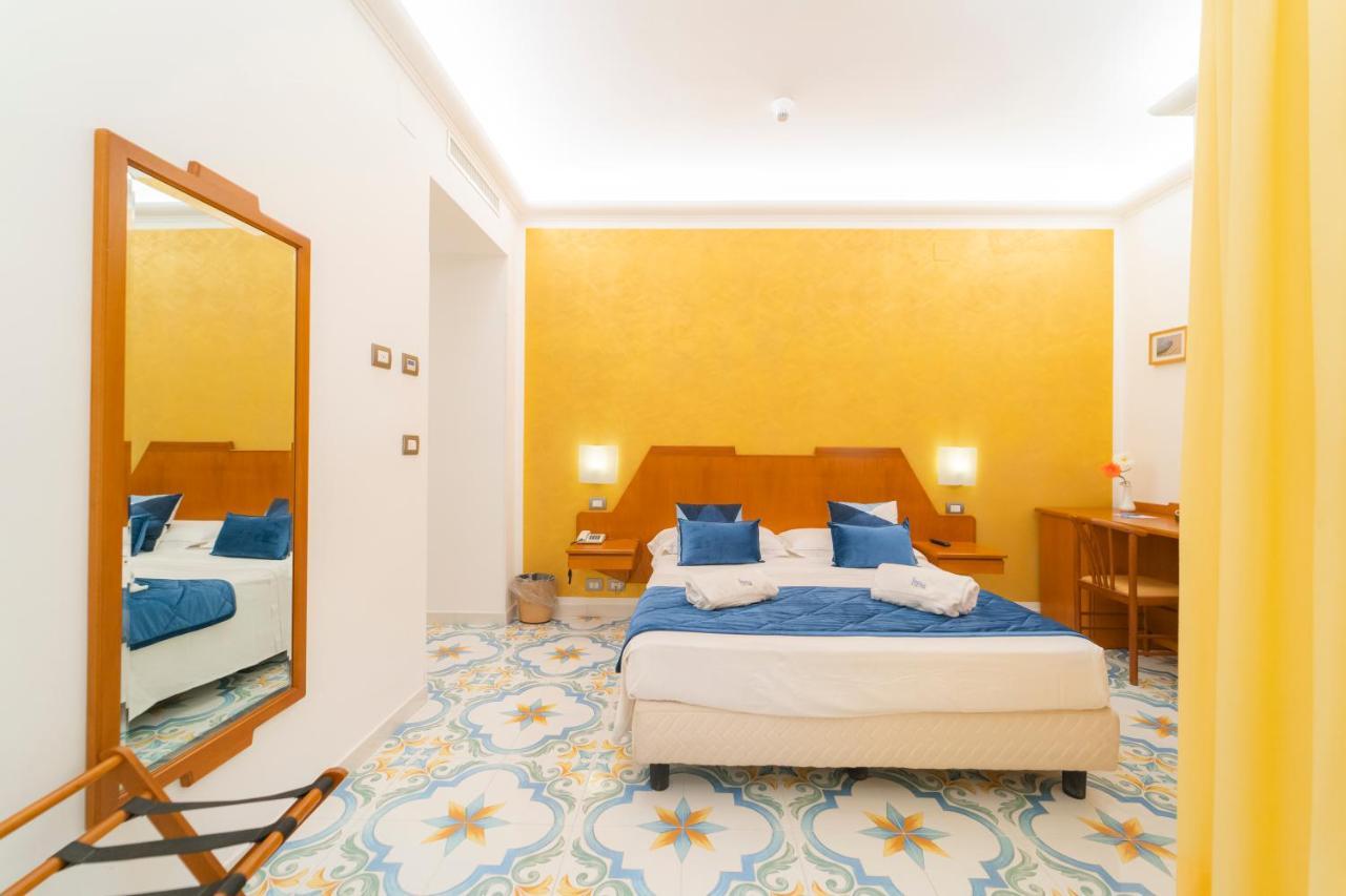 Hotel San Pietro Майорі Екстер'єр фото