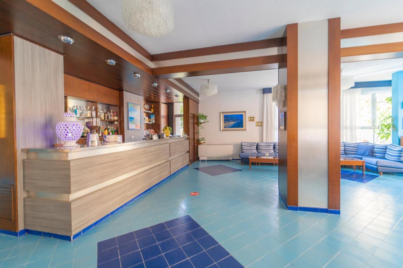 Hotel San Pietro Майорі Екстер'єр фото