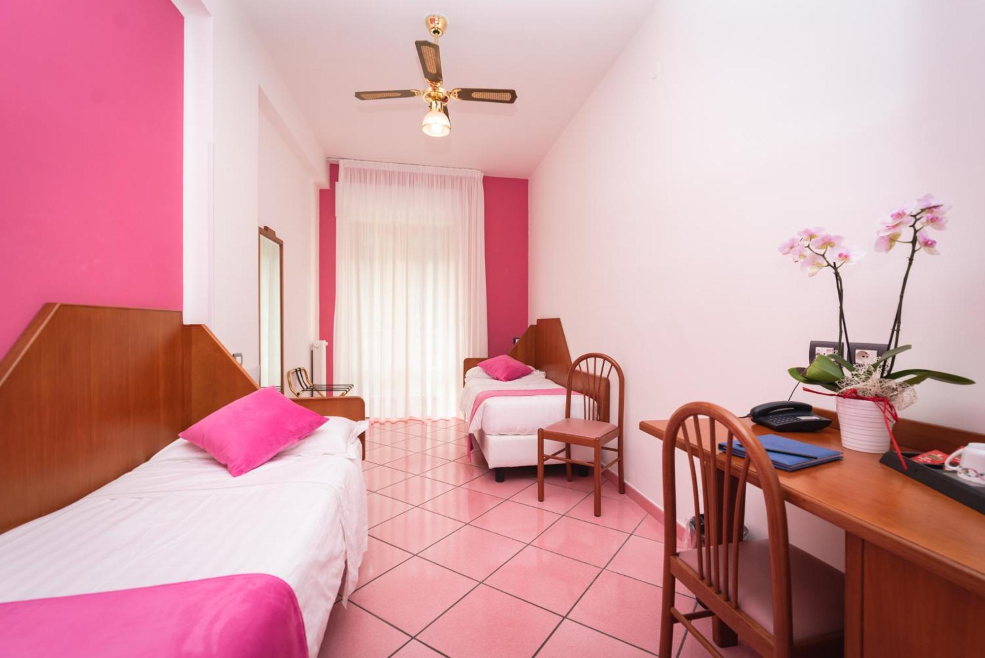 Hotel San Pietro Майорі Екстер'єр фото