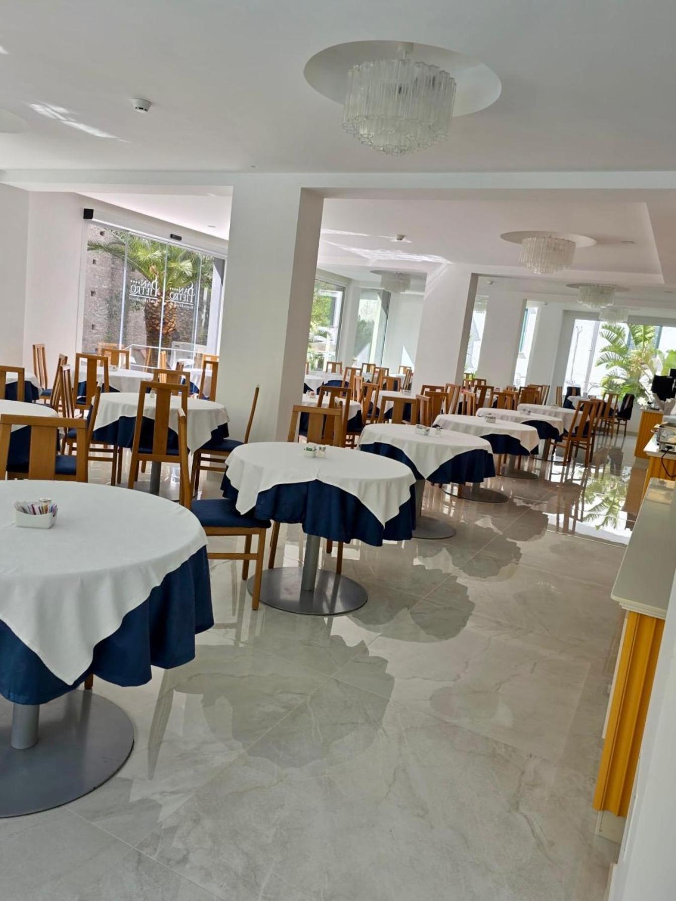 Hotel San Pietro Майорі Екстер'єр фото